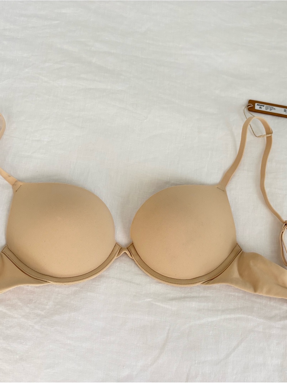 SKIMS Nude Toned Smooth Push-Up Bra
